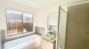 Point Cook Homestay House - Image 3