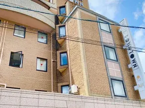 Downtown Hotel - Image 1
