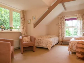 Farmhouse in Reest Valley with Sauna  Hot Tub - Image 5