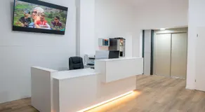 Diamonds Hotel - Image 2