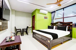 Hotel O Savoy Grand - Image 2