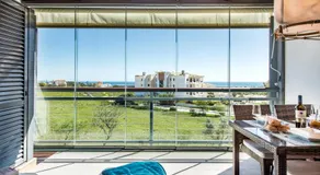 T1 Marina Park Vista Mar, Meerblick, großer Balkon, WLAN, Pool + Aircon - Image 4