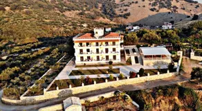 Belvedere Hotel & Suites - Image 2