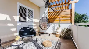 San Francis-Near The Sea Apartments - Image 4