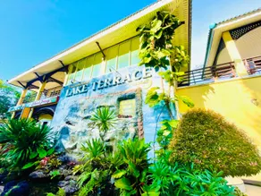 Lake Terrace Resort - Image 2