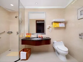 Dongguan Exhibition International Hotel - Image 5