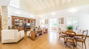 Agradable Villa junto al mar con piscina - Image 4