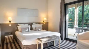 Hotel 202 - Image 2