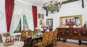 IL Piccolo Castello Busteni - Image 3