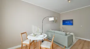 Frisch sanierte City-Wohnung mit Workspace - Image 3