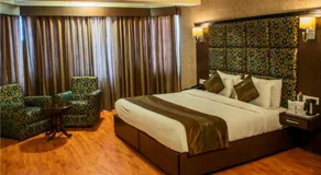 Hotel PACIFIC - Image 2