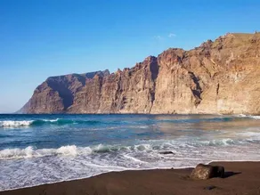 Villa in Tenerife with Pool and Sea Views - Image 3