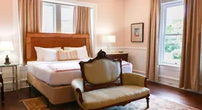 Summit Street Inns - Image 2