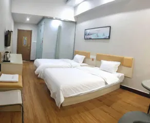 Huayi Yiju Hotel (Quzhou Guangming Street Branch) - Image 2