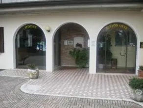 Hotel Ristorante Dotto - Image 3