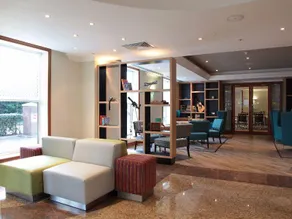 B&B HOTEL London Heathrow - Image 2
