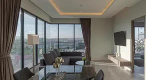 Thaya Hotel Bangkok - Image 2