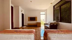 Spotlight hotel - Image 5