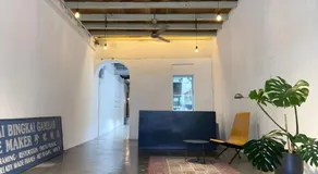 The Frame Guesthouse - Image 4