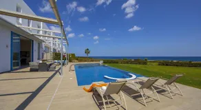 Protaras Seafront Villa Infinte Aretousa - Image 2