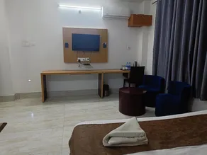 HOTEL MIRANA - Image 3