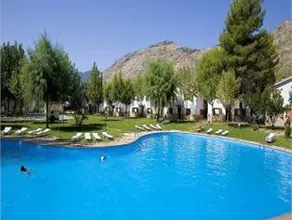 Complejo Residencial Los Enebros - Image 2