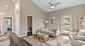 Queens Promise - King Bed - Walkable - AC - Image 2