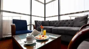 Art 'Otel - Image 3