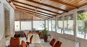 4 Hordo - Panzio Es Etterem - Image 3