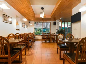 OYO Hotel Sunflower - Image 3
