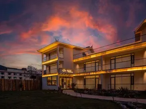 Yunshan and Xixueshan Scenic Resort Hotel - Image 3