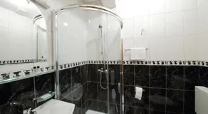 Guest House Pansion 10 - Image 2