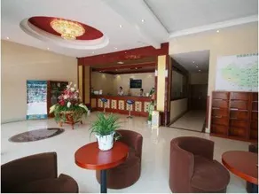 GreenTree Inn Rizhao West Station Suning Plaza - Image 4