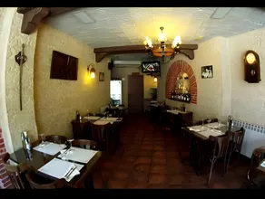 Hostal Restaurante Cornella - Image 4