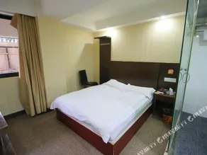 Huile Holiday Hostel - Image 2