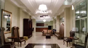 Ritz Hotel Angeles - Image 4