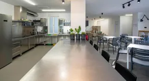 Bulezen Urban Hostel - Image 3