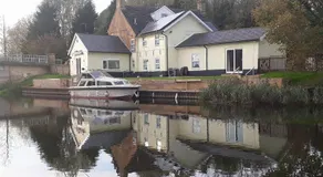 Riverside Cottage - Deux Chambres Gîte, Couchages 3 - Image 4