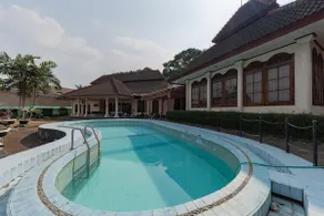 RedDoorz Plus at Wisma Kenanga Sukabumi - Image 5