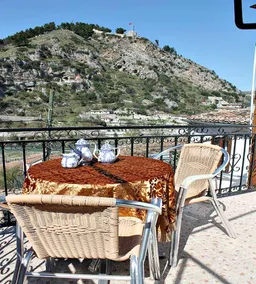 Ana Rest House Hostel Berat - Image 3