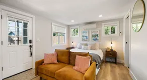 Cozy Casita - Minutes to Autzen & Downtown home - Image 2