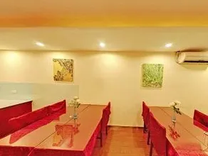 Hanting Hotel Shanghai Jiangning Road Metro Station - Image 4