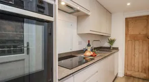 1 Castle Terrace - Image 5
