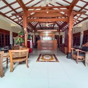 Puspo Nugroho Hotel - Image 4