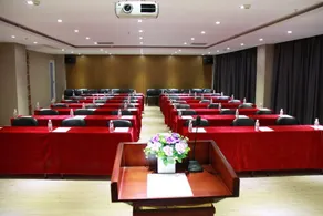 Yeste Hotel (Wuzhou Longhu Square) - Image 4