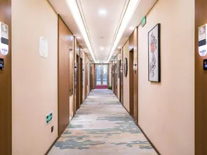 Chonpiness Hotel Beijing Wangfujing South Luogu Lane - Image 3