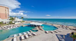 Las Palmas Resort - Image 3