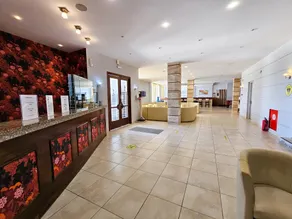 GOLDEN SANDS - Image 2