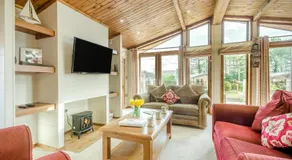 3 Bed in Whitby oc-wa057 - Image 2