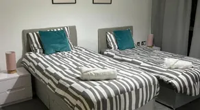 Large City Centre 3BD Cosy Home - Etihad - CoopLIVE - Image 5